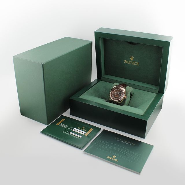 Rolex Sky-Dweller 326135 Image 4